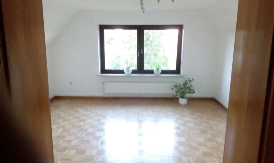 Dachgeschoßwohnung Bleckede - 3 Zimmer, 105 m&sup2;, 800&euro; | Angebot:26397720