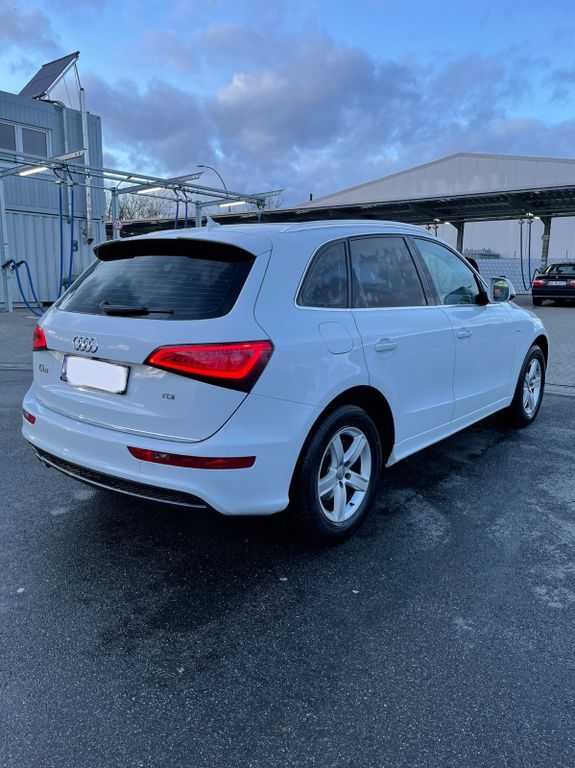 Audi Q5 205.200 km 18.500 € Hamburg 21109