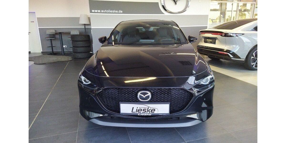 Mazda 3 26.700 km 19.990 &euro; Sprotta-Siedlung 04838