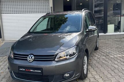 VW Touran 149.340 km 7.990 &euro; münchen 81671