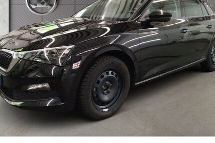 Skoda Scala 71.740 km 17.980 &euro; Frankfurt 60326