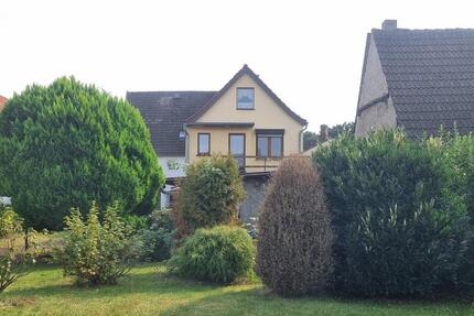 Charmantes Einfamilienhaus mit Garten – viel Potenzial 5 zimmer