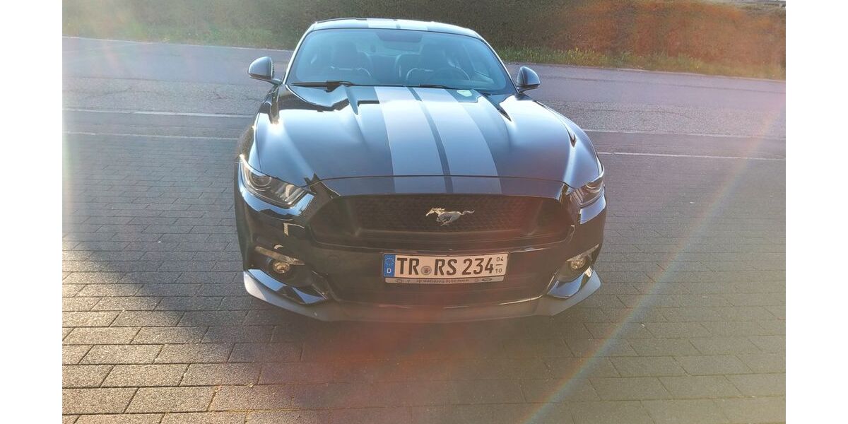 Ford Mustang 84.900 km 33.900 &euro; Hermeskeil 54411