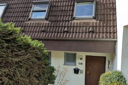 Charmantes Reihenmittelhaus in guter Lage zimmer