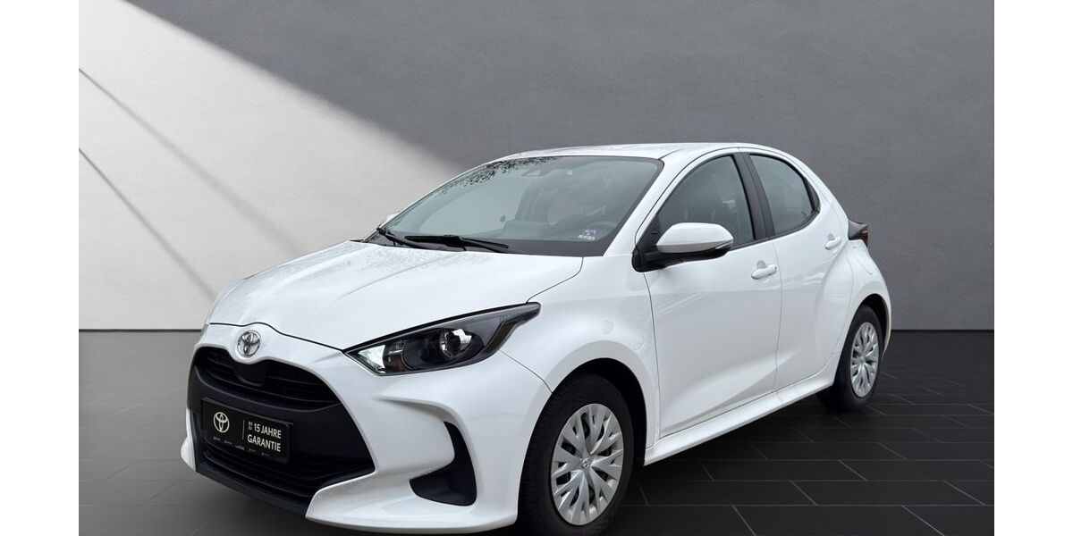 Toyota Yaris 60.000 km 12.950 &euro; Wesel 46485