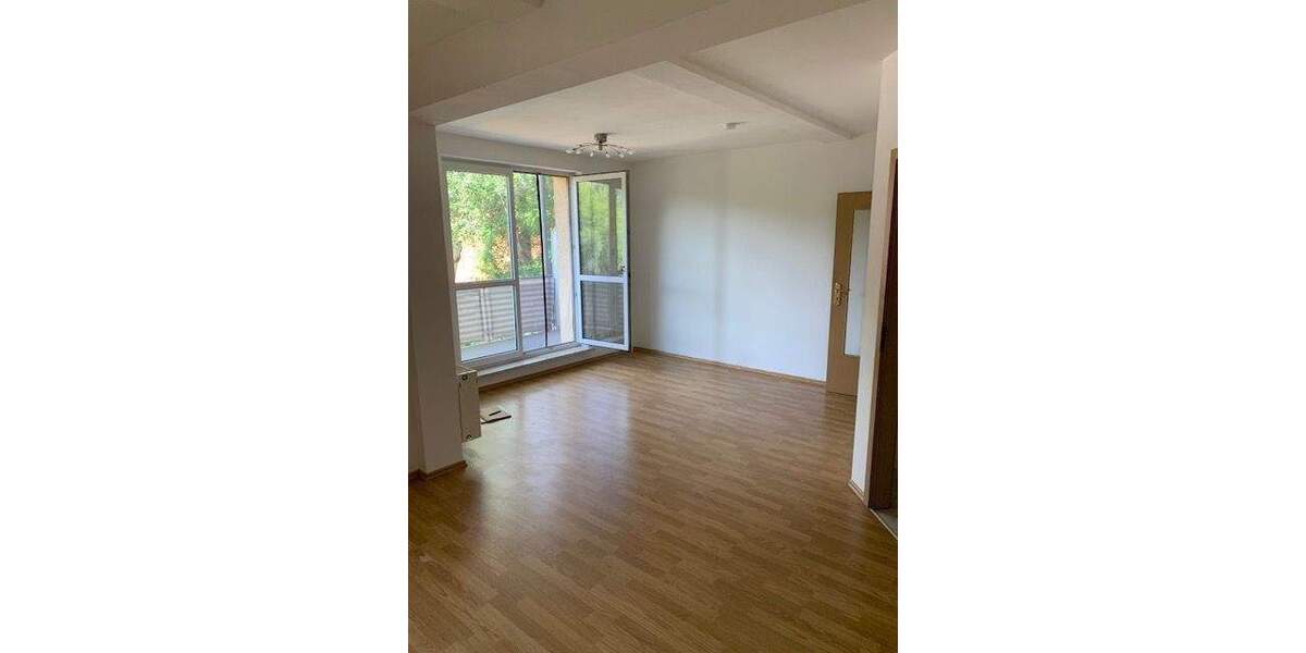 Etagenwohnung Halle (Saale) Radewell-Osendorf - 2 Zimmer, 50 m&sup2;, 400&euro; | Angebot:26433804