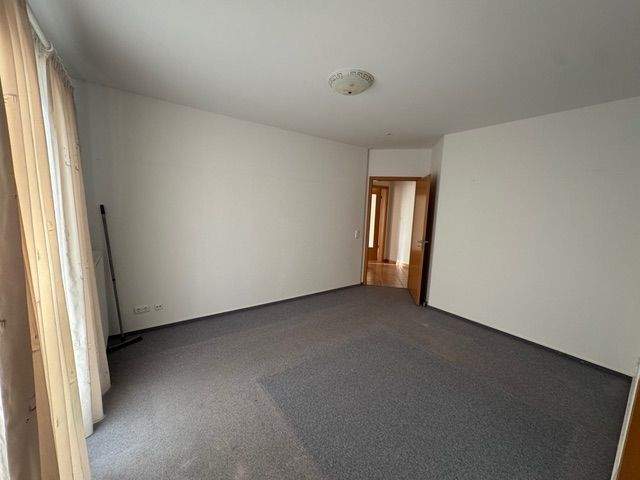 Etagenwohnung Stralsund Kniepervorstadt - 2 Zimmer, 81 m&sup2;, 950&euro; | Angebot:25644417