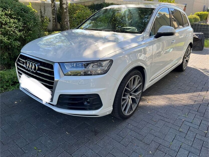 Q7