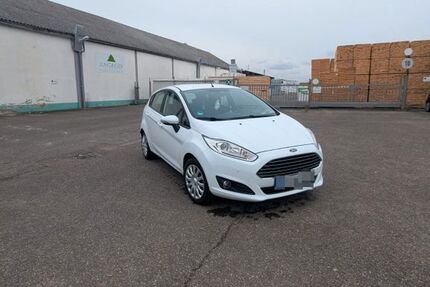 Ford Fiesta 162.000 km 5.700 &euro; Fichtenberg 74427
