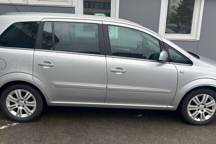 Opel Zafira 140.000 km 4.880 &euro; friedrichsdorf 61381
