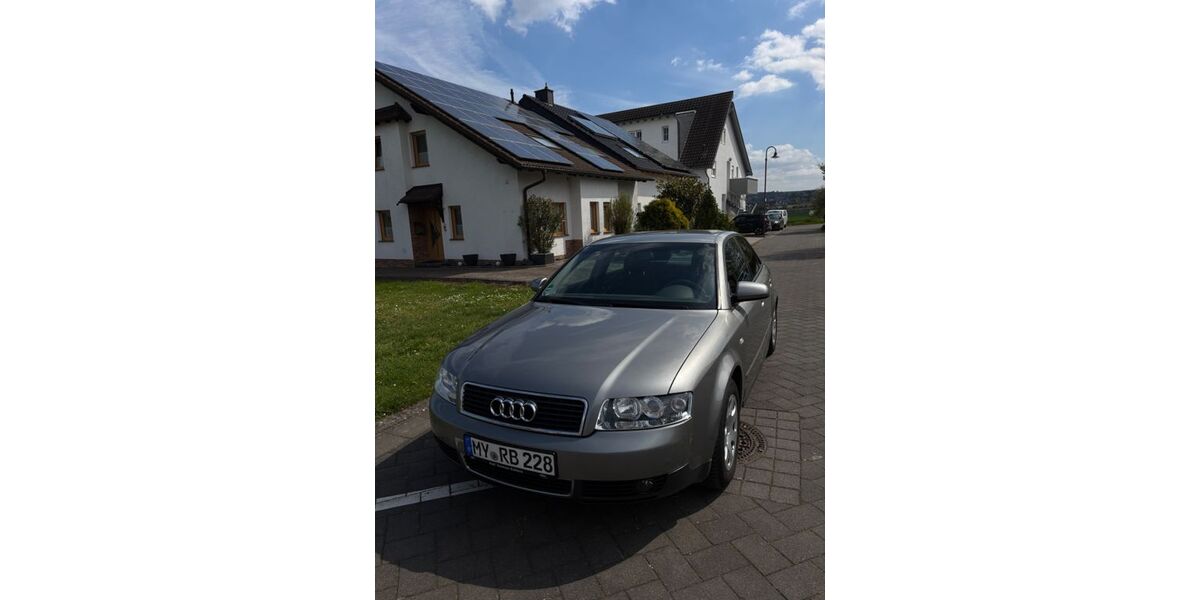 Audi A4 112.000 km 1.899 &euro; Kettig 56220