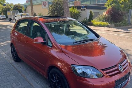 VW Golf 141.647 km 5.200 &euro; Mannheim 68229