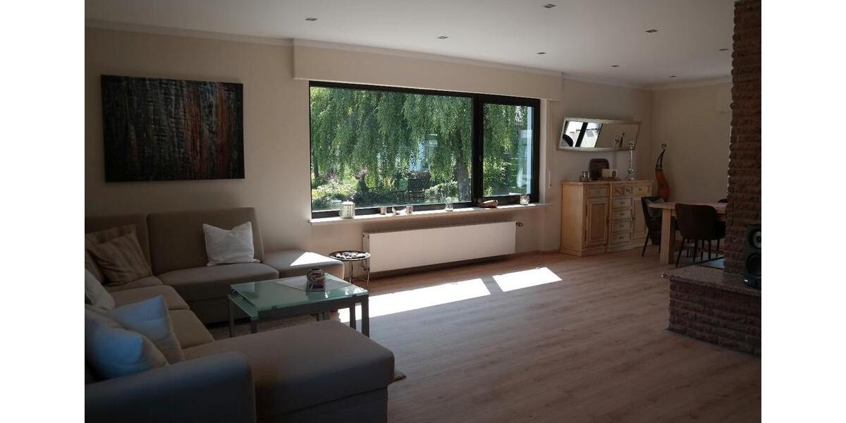 Einfamilienhaus Ruppichteroth - 4.5 Zimmer, 153 m&sup2;, 438.000&euro; | Angebot:26677388