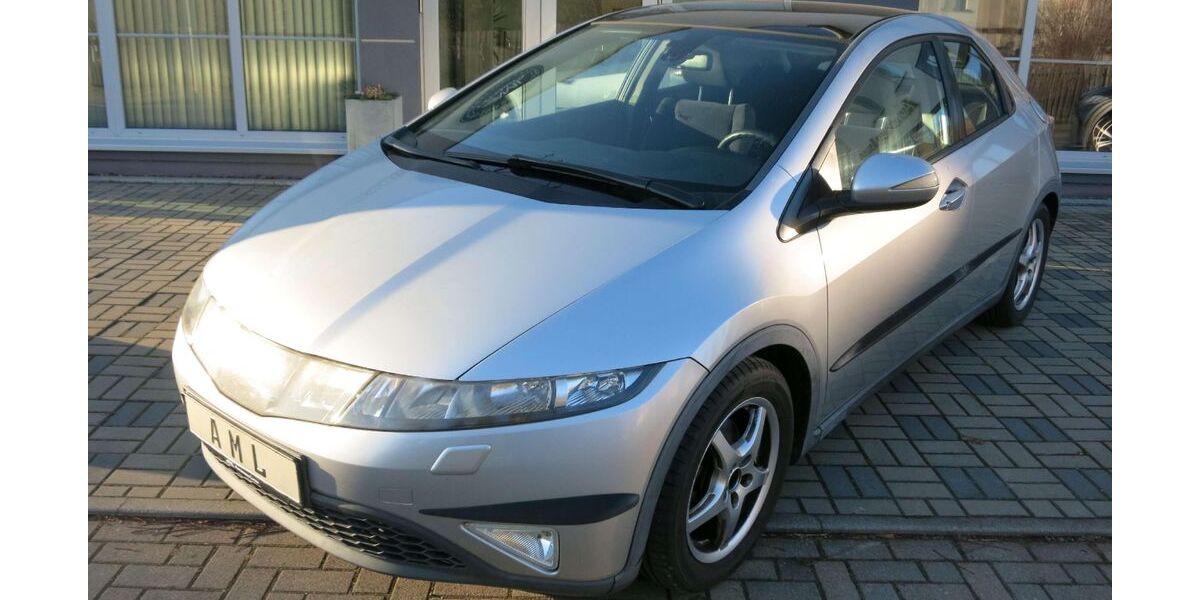 Honda Civic 198.000 km 3.990 &euro; Lucka 04613
