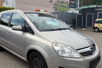 Opel Zafira 150.000 km 2.890 &euro; Magdeburg 39112