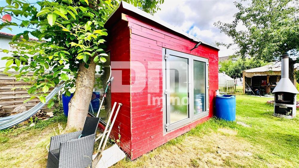 Kernsaniertes Einfamilienhaus mit Doppelgarage, großem Garten und Home-Office-Oase - Einfamilienhaus Schwalmstadt | Angebot:27053931