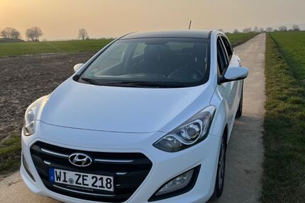 Hyundai i30 158.430 km 7.500 &euro; Wiesbaden 65205