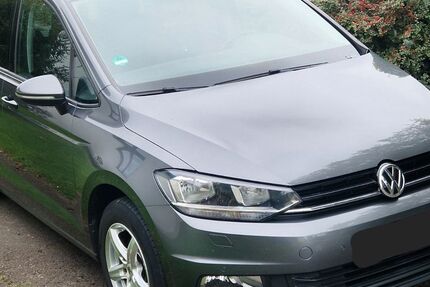 VW Touran 208.000 km 9.700 &euro; Kommen 54472