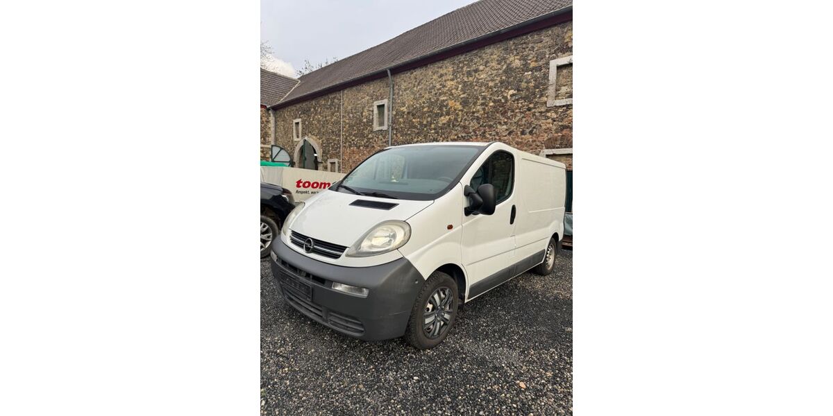 Opel Vivaro 75.400 km 8.999 &euro; Eschweiler 52249