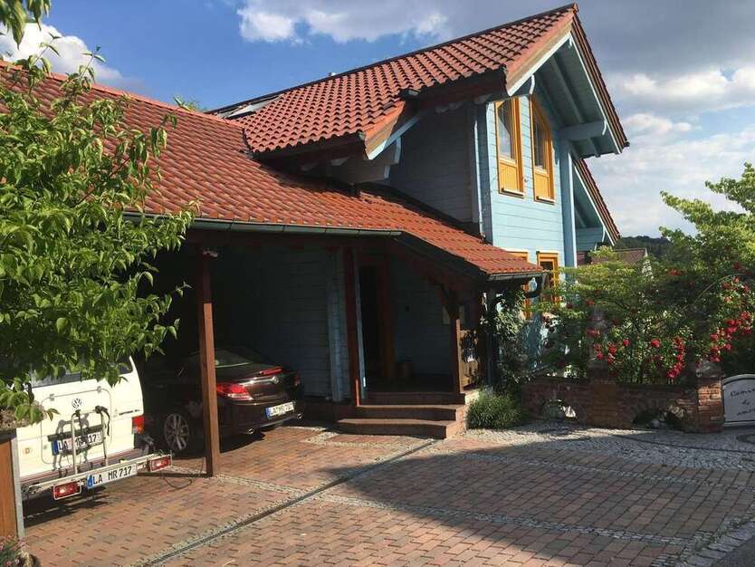 Haus zum Kaufen in Adlkofen 980.000 € 238 m²