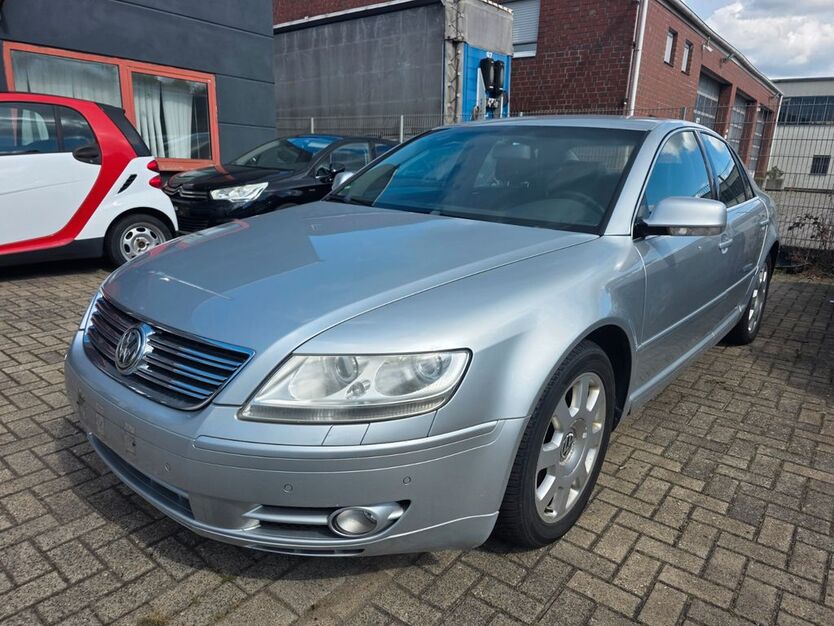VW Phaeton 269.000 km 3.199 € Moers 47441