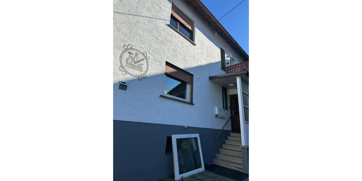 Etagenwohnung Lohra - 5 Zimmer, 145 m&sup2;, 900&euro; | Angebot:26293240