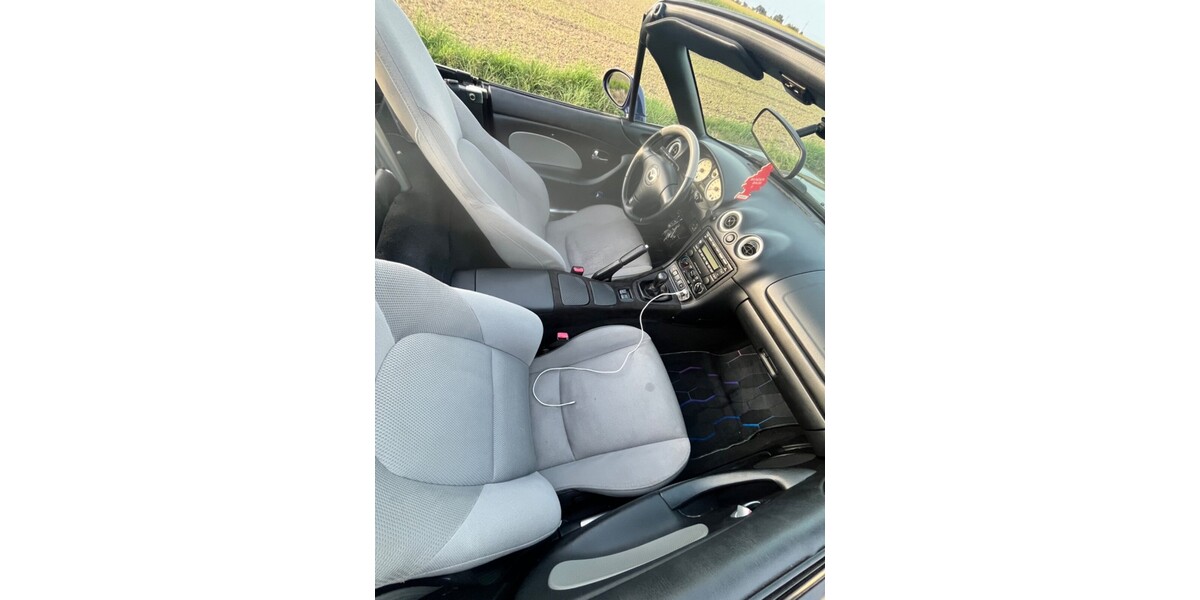 Mazda MX-5 158.000 km 7.800 € Karlsruhe 76133