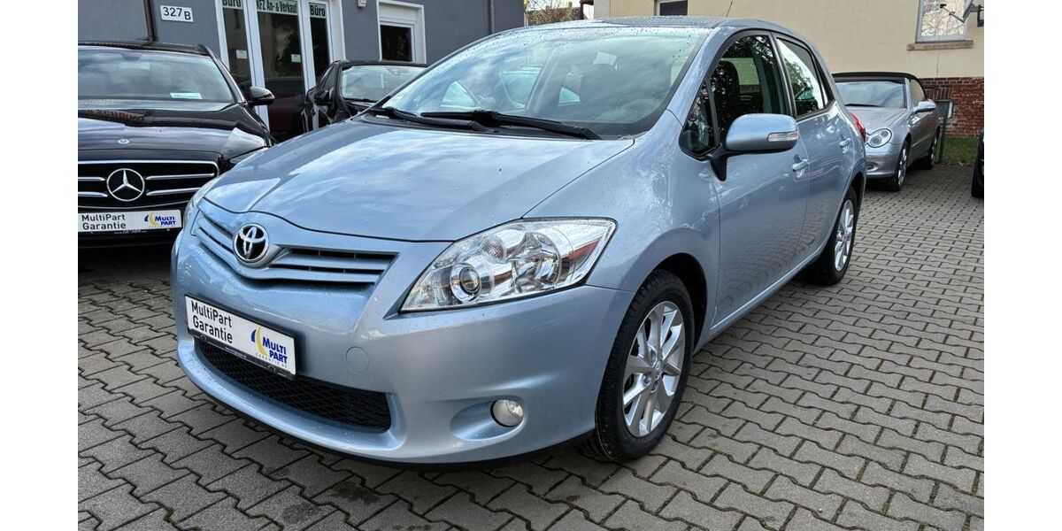 Toyota Auris 47.000 km 7.990 &euro; Chemnitz 09116