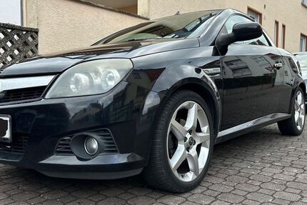 Opel Tigra 144.876 km 1.900 &euro; Hanau 63457