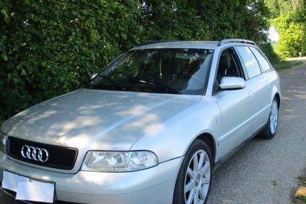 Audi A4 293.000 km 1.450 &euro; Strass 86666