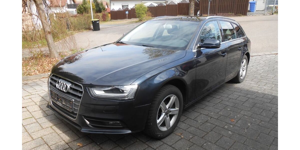 Audi A4 153.000 km 13.400 &euro; Möckmühl 74219