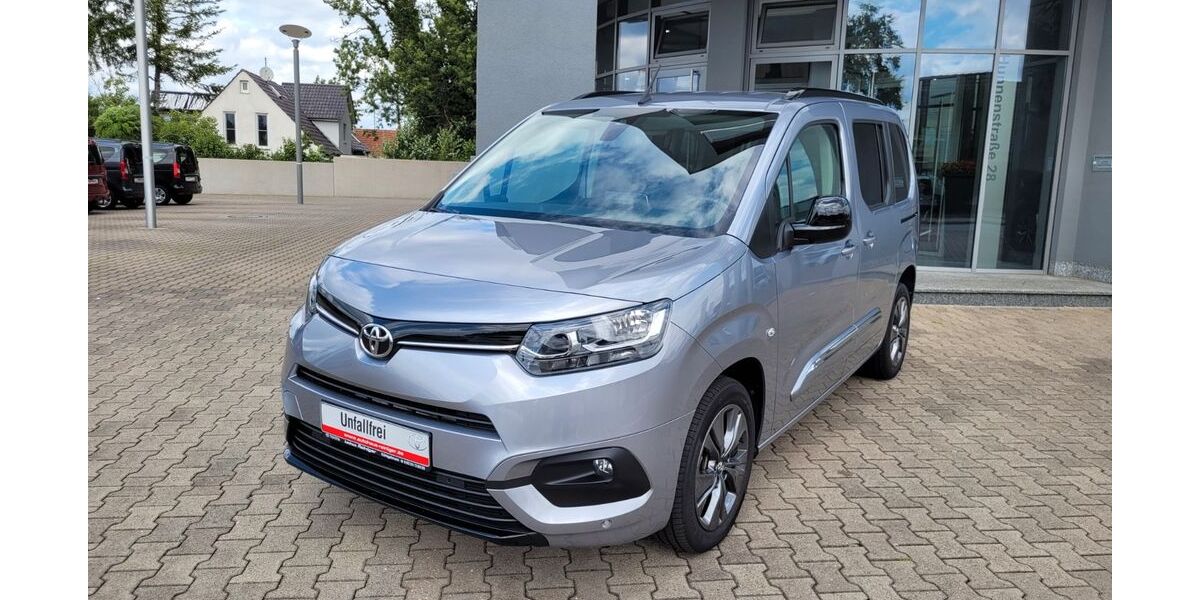 Toyota Proace City 11.020 km 26.499 € Königsbrunn / Augsburg 86343
