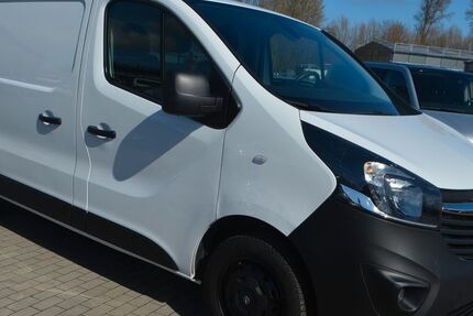 Opel Vivaro 111.000 km 14.900 &euro; Cuxhaven 27472