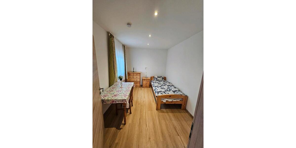 Hochparterre Falkenberg - 2 Zimmer, 40 m&sup2;, 550&euro; | Angebot:26416919