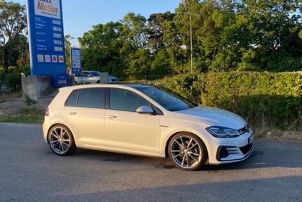 VW Golf 129.999 km 19.990 € KIRCHHEIM BEI MÜNCHEN 85551