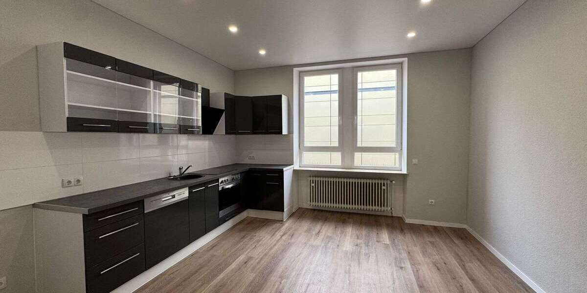 Etagenwohnung Kaiserslautern Betzenberg - 5 Zimmer, 106 m&sup2;, 1.150&euro; | Angebot:25876960