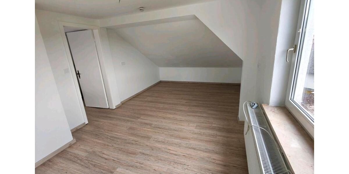 Maisonettenwohnung Edermünde - 6 Zimmer, 123 m&sup2;, 1.107&euro; | Angebot:26614076