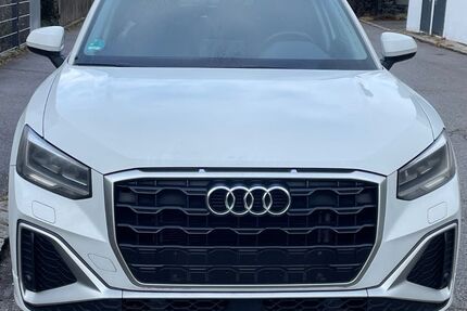 Audi Q2 200.000 km 16.980 &euro; Germering bei München (7km westl. von München) 82110