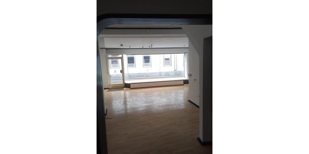 Mehrfamilienhaus, Wohnhaus Bendorf - 13 Zimmer, 180 m&sup2;, 149.000&euro; | Angebot:23681279