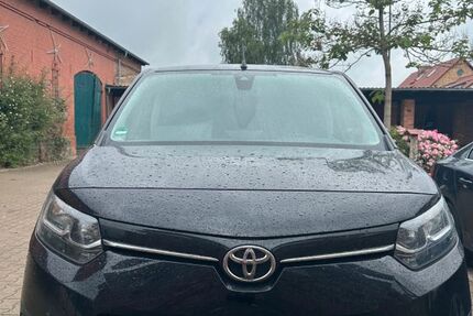Toyota Proace City 50.000 km 18.000 &euro; Lychen 17279