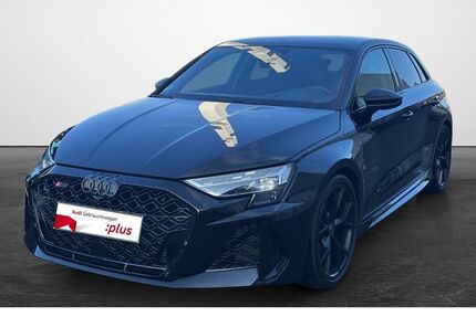 Audi RS3 7.500 km 67.490 &euro; Vechta 49377