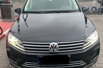 VW Touareg 241.000 km 15.900 € Duderstadt 37115