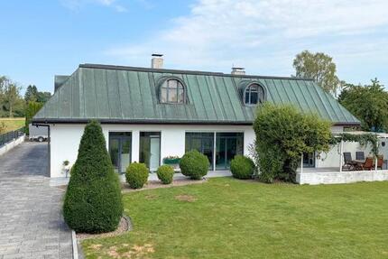 Haus Bienenbüttel - 7 Zimmer, 400 m&sup2;, 789.000&euro; | Angebot:27121370