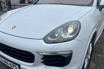 Porsche Cayenne 225.400 km 26.990 &euro; Augsburg 86154