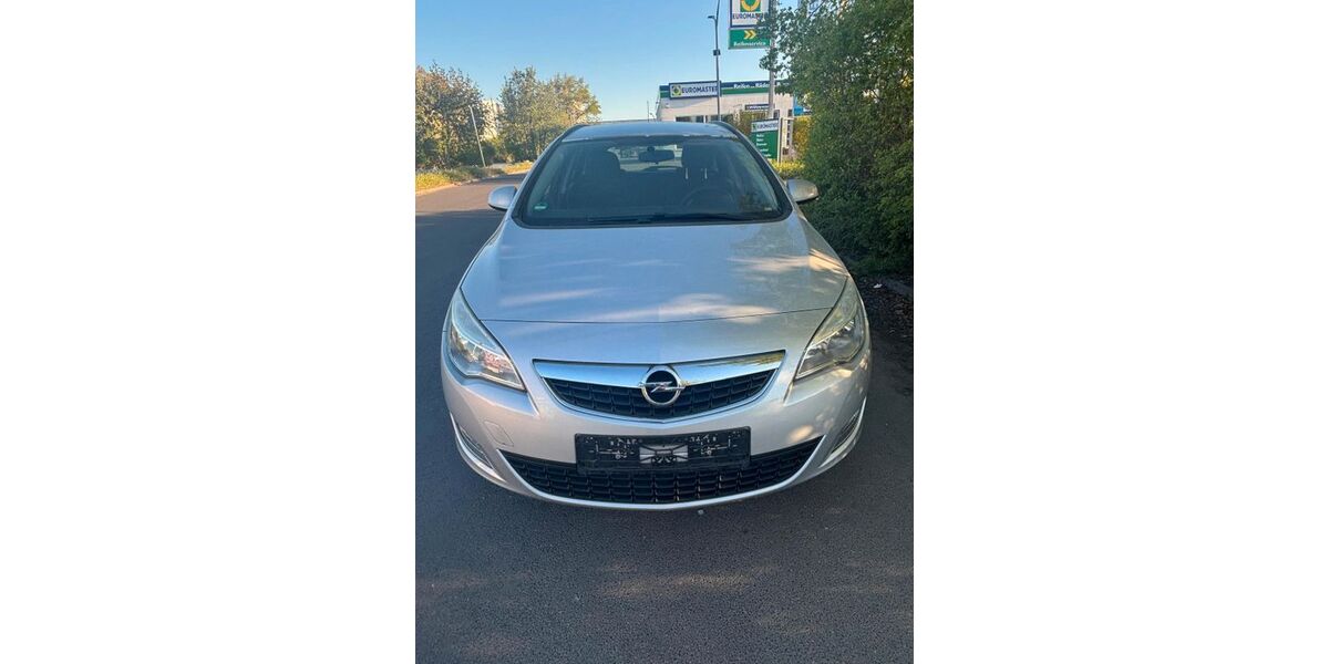 Opel Astra 215.844 km 2.500 &euro; Erfurt 99089