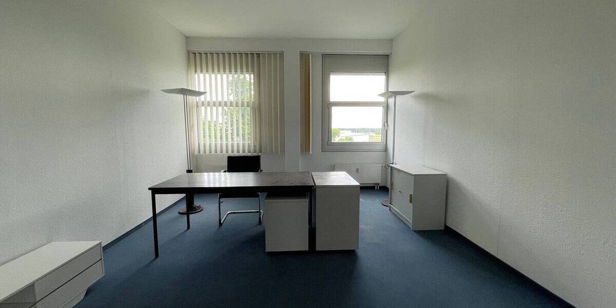 Gewerbeobjekt Schkeuditz Dölzig - 1 Zimmer, 432 m&sup2;, 3.024&euro; | Angebot:25999370