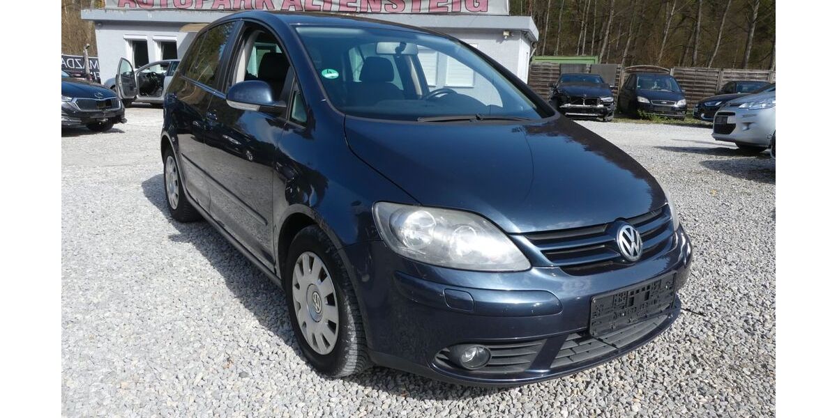 VW Golf 223.000 km 1.990 &euro; ALTENSTEIG 72213