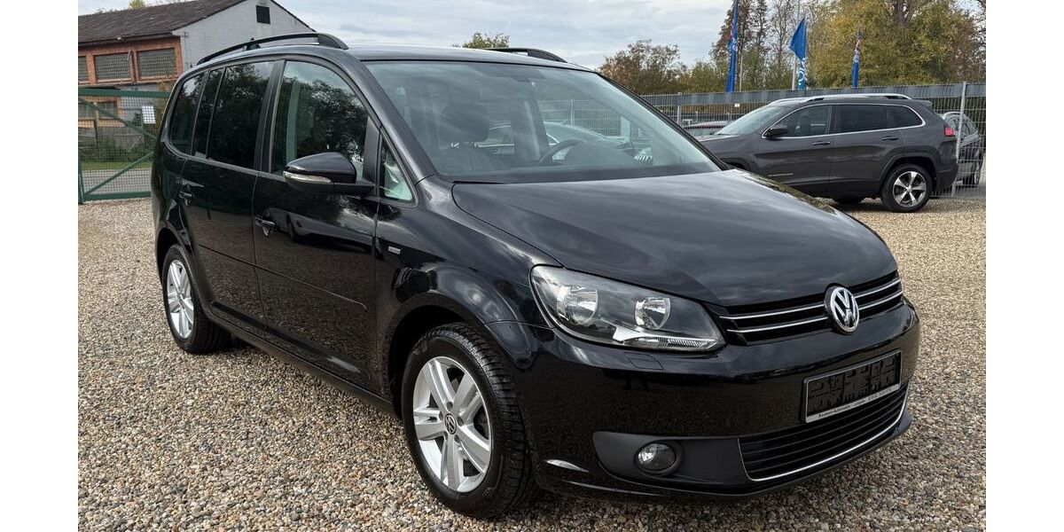 VW Touran 71.508 km 11.990 € Lengede 38268