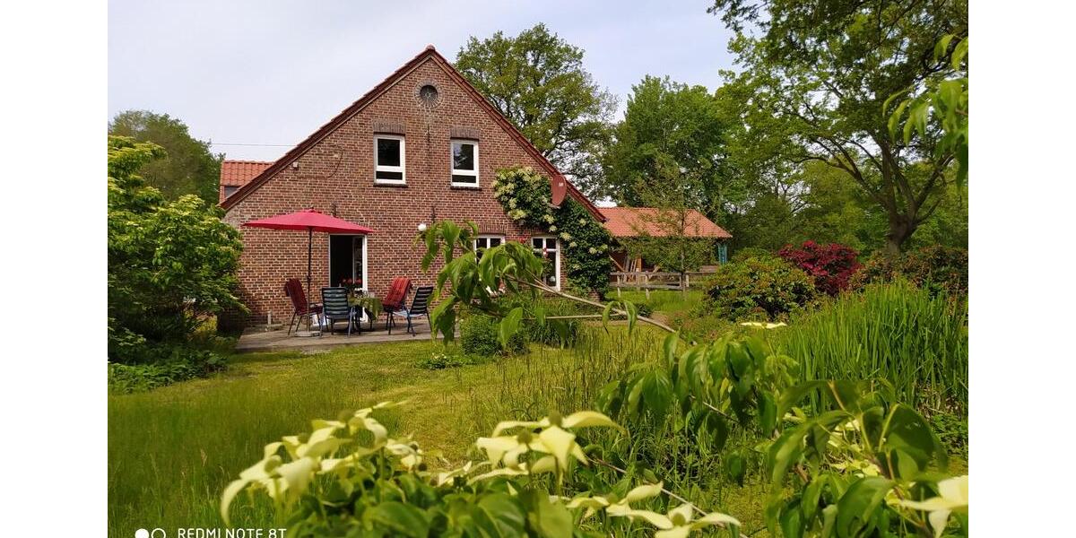 Einfamilienhaus Varel - 11 Zimmer, 340 m&sup2;, 590.000&euro; | Angebot:25349757