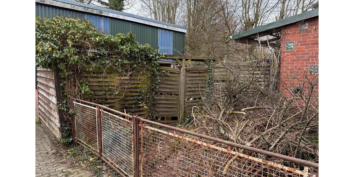 Einfamilienhaus Neuhaus (Oste) - 10 Zimmer, 145 m&sup2;, 75.000&euro; | Angebot:25987642
